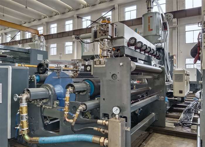 Capacity 200 - 400 Kg/Hr Extrusion Coating Lamination Machine Max. Coating Speed 200 M/Min